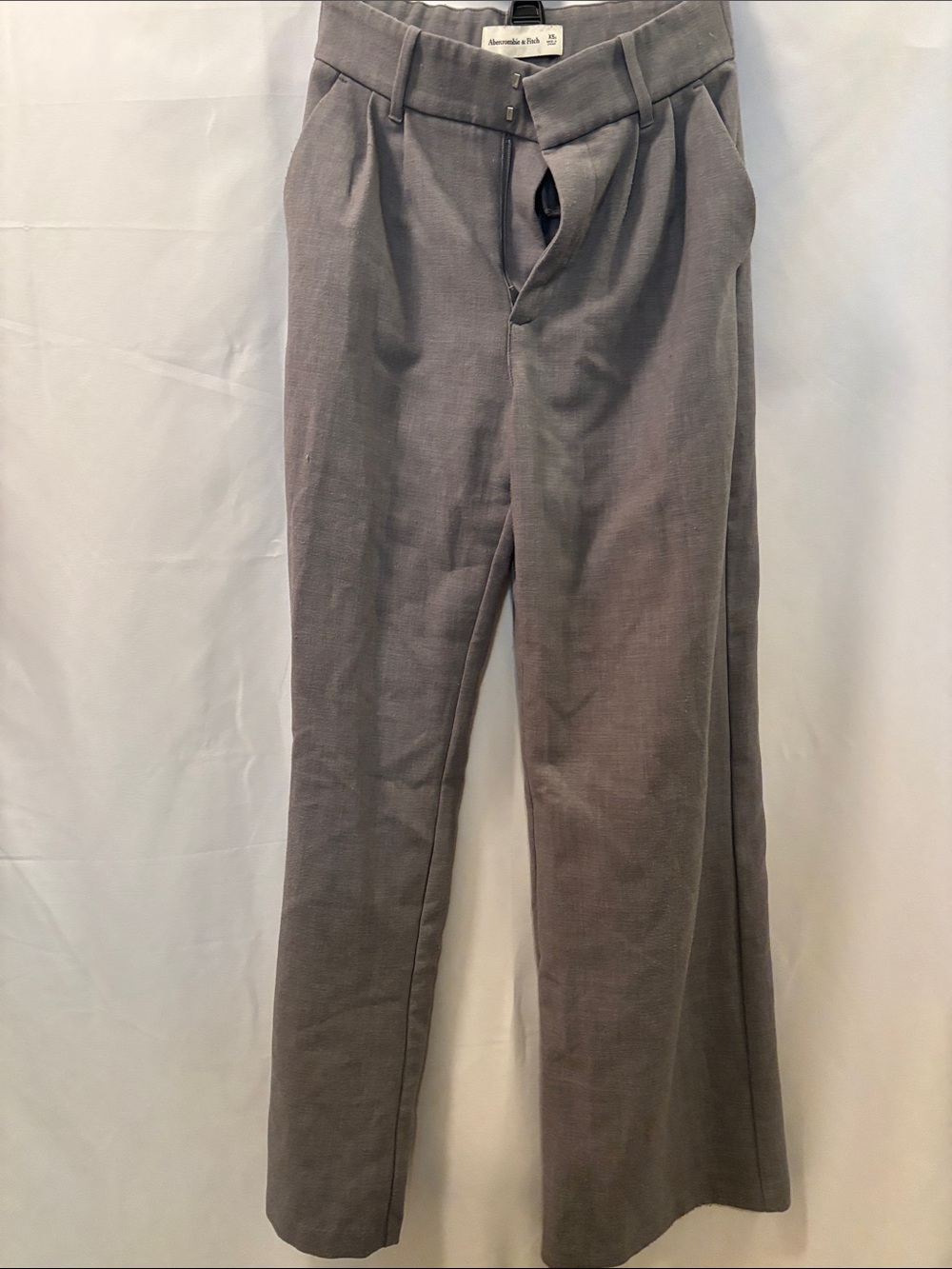Abercrombie & Fitch Gray Tailored Casual Pants - XS